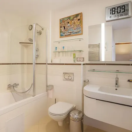 Premium 100 M2 Avec Jardin Prive Et Centre A 400 M * 多维尔